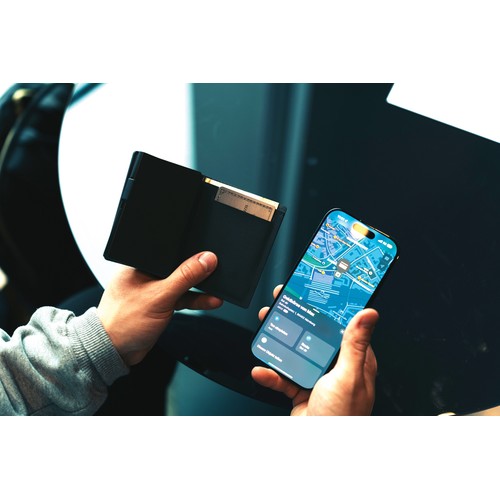 Seekcard RCS rpolyester card wallet with worldwide locating