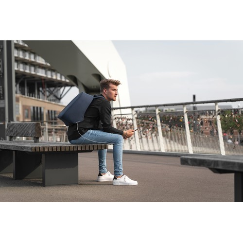 Bobby Hero Regular, Anti-theft backpack
