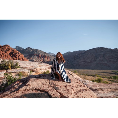 Ukiyo Yukari AWARE™ XL deluxe beach towel 100x180cm
