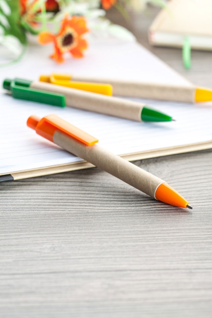 gerecyclede papieren balpen #2