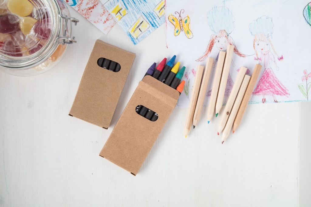 6 waskrijtjes in een kartonnen doosje #3