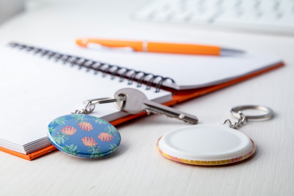 button sleutelhanger met pin #6