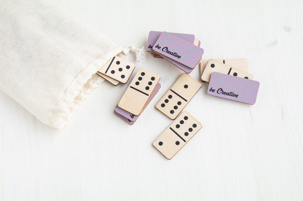 custom made dominostenen #9