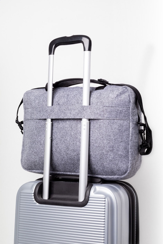 RPET vilten documententas #8