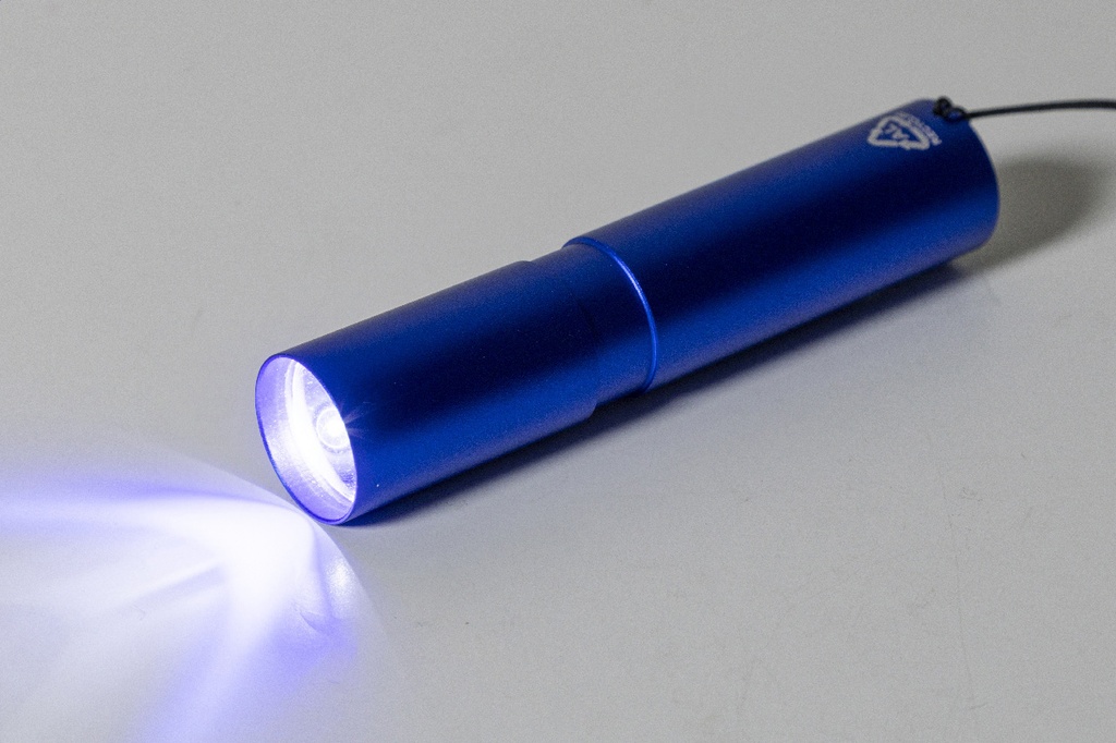 oplaadbare zaklamp van gerecycled aluminium #8