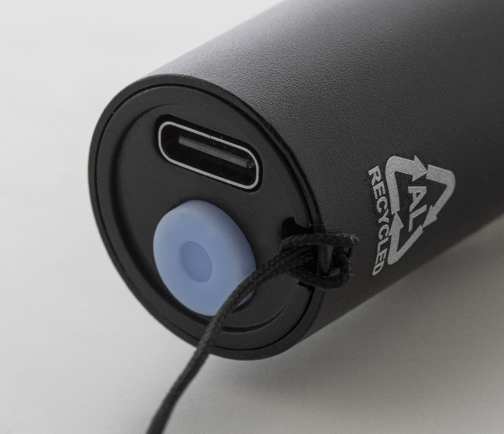 oplaadbare zaklamp van gerecycled aluminium #4