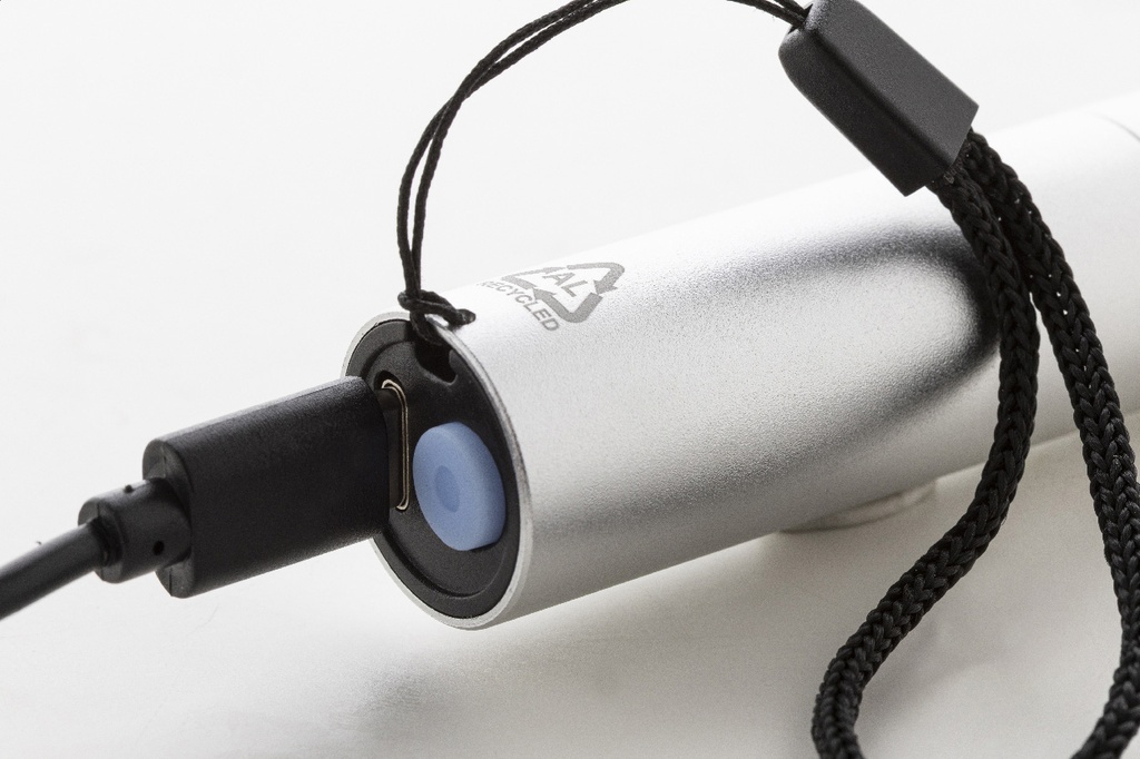 oplaadbare zaklamp van gerecycled aluminium #4