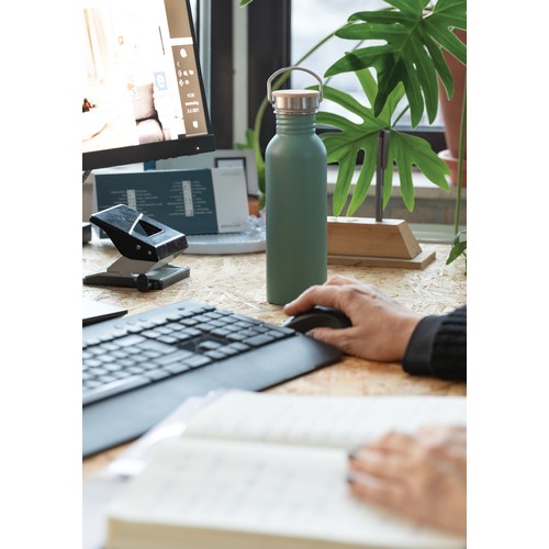 Modern stainless steel bottle with bamboo lid