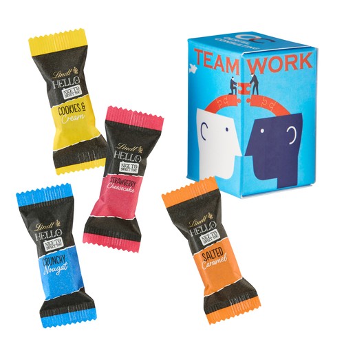 Mini Promo-Toren met Hello Mini Stick Mix van Lindt